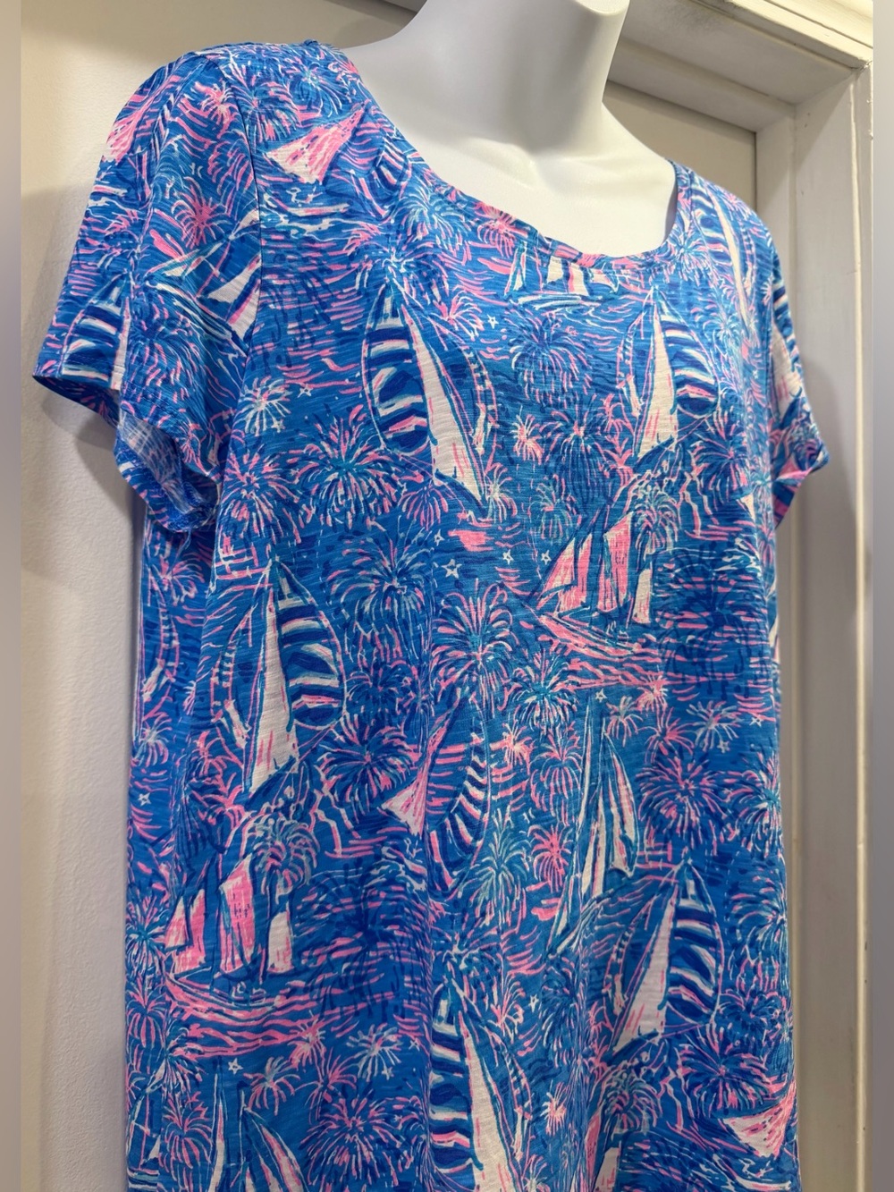 Lilly Pulitzer Boca Blue It's A Sailabration Large T-Shirt Top Sailboats ⛵️ - Picture 3 of 11